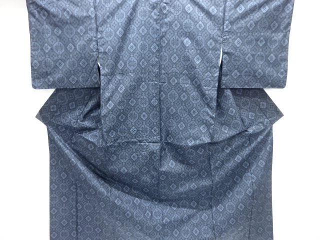 JAPANESE KIMONO / KIMONO ENSEMBLE / SILK / OSHIMA TSUMUGI / WOVEN GEOMETRIC PATTERN